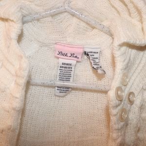 Little LasS 6/9 Months Girl button down sweater